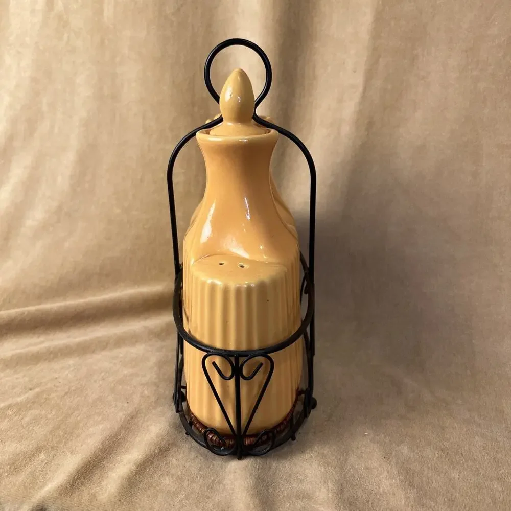 TEMPTATIONS‎ ORANGE CERAMIC OIL & VINEGAR CRUET SALT & PEPPER SHAKER CADDY SET